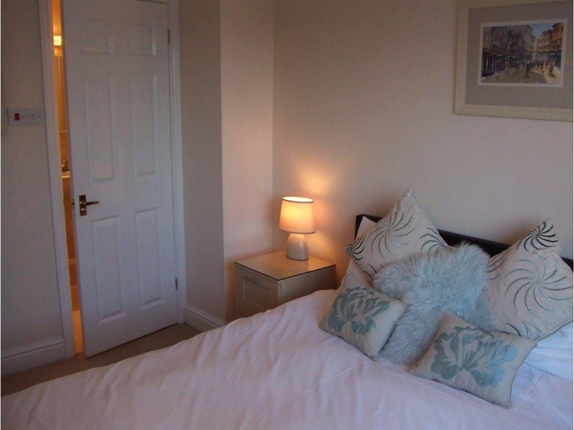 31 Queens Road Winchester Buitenkant foto